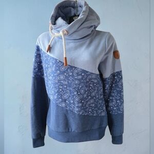Wanakome Selene Hoodie in the Chambray Mix Paisley Colourway Sweatshirt